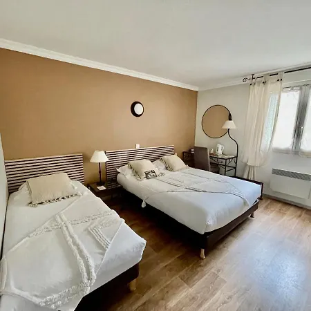 Ulysse Centre Hotel 3*