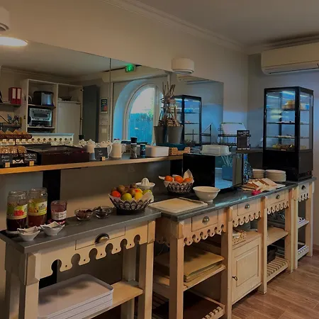 فندق Ulysse Centre 3*
