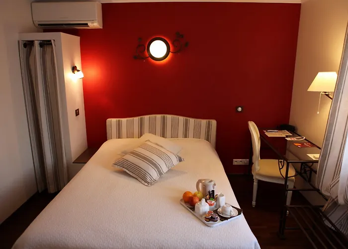 尤丽斯蒙特比尔中心酒店