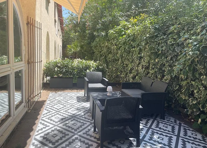 尤丽斯蒙特比尔中心酒店 酒店