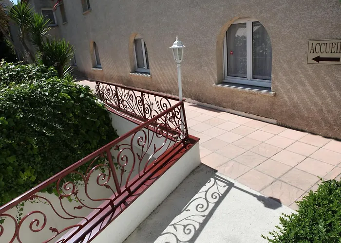 Ulysse Centre Hotel 3*